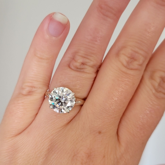 New 5ct Certified Moissanite Engagement Ring - Picture 2 of 12